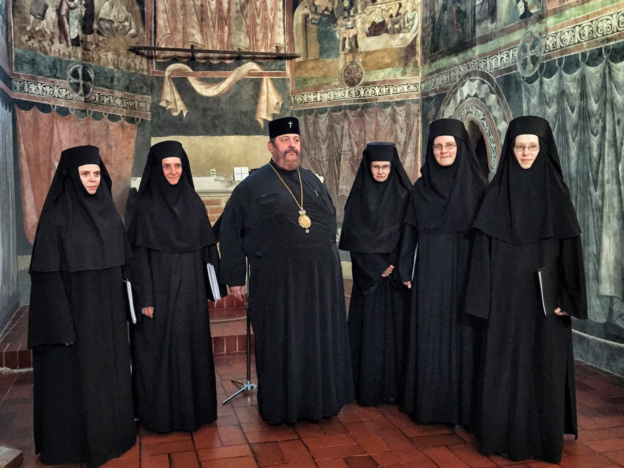 JE Władyka Abel i Siostry z turkowickiego monasteru w Kaplicy Zamkowej